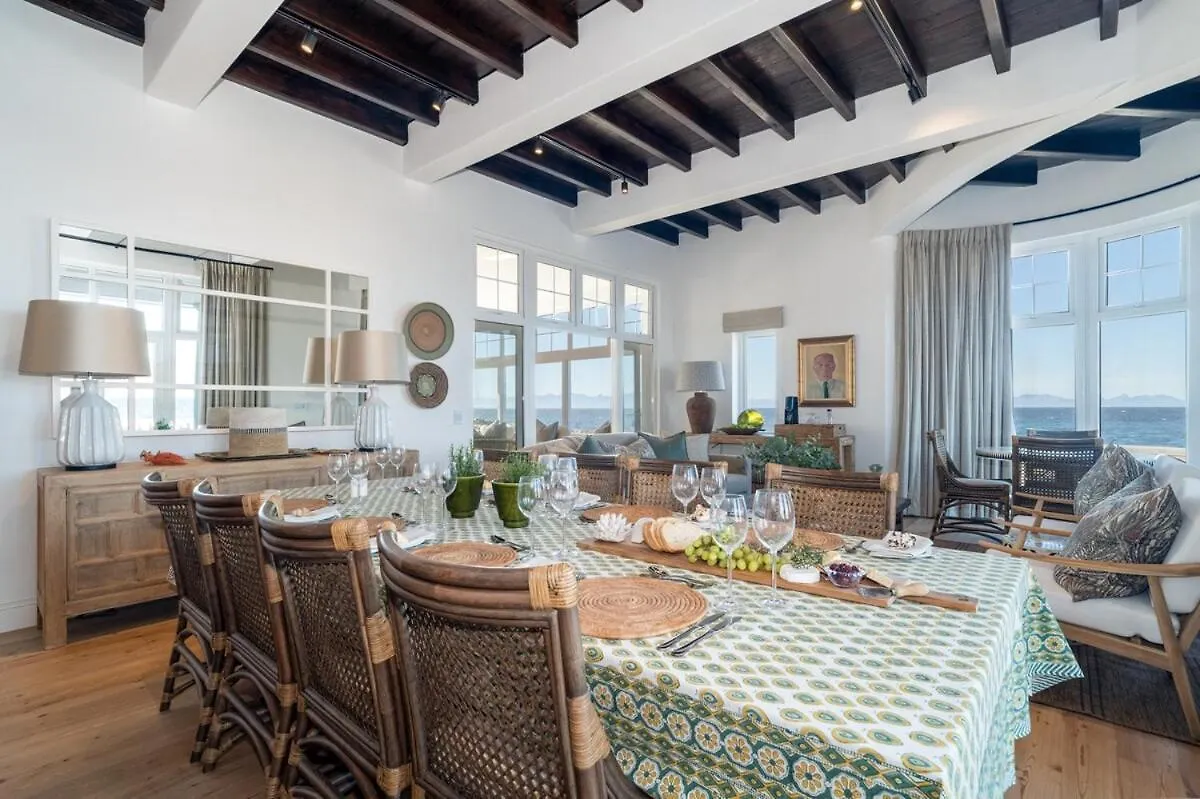 By The Sea Luxury Beach House Kalk Bay